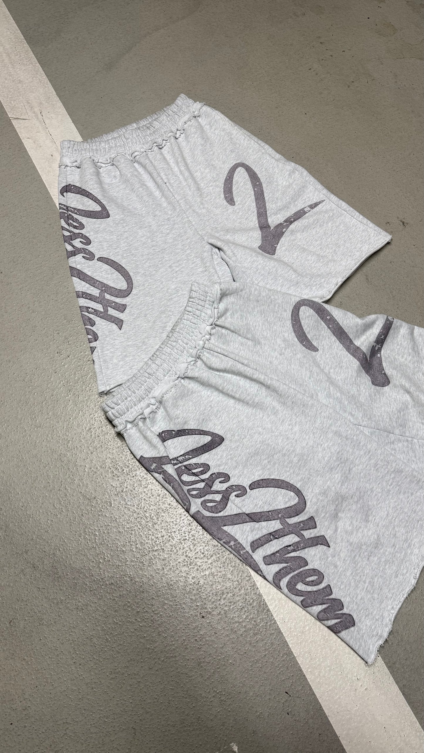 L2TM shorts